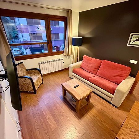 Lotila Flats Cuirgu Aparthotel Felechosa Exterior foto