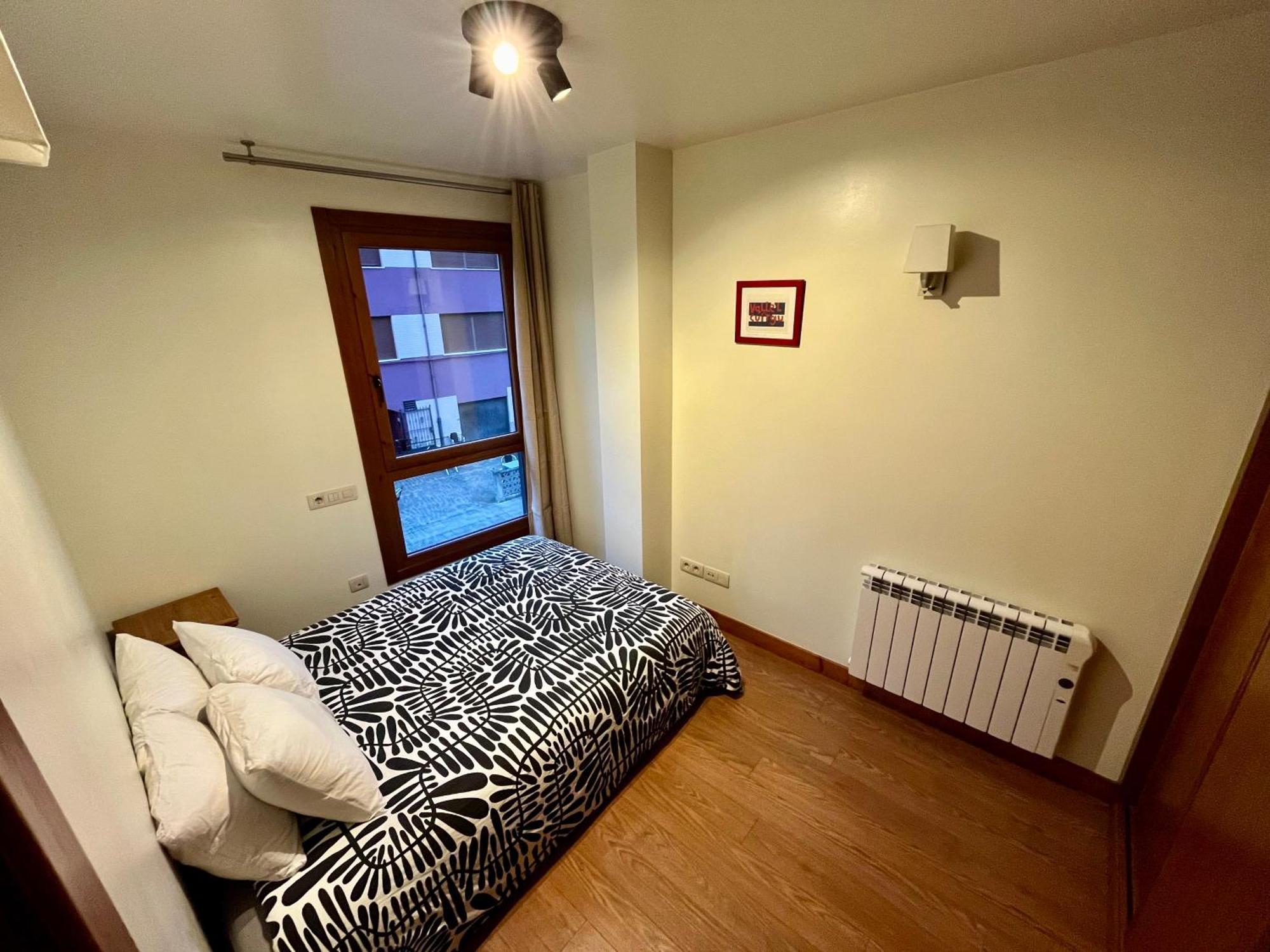 Lotila Flats Cuirgu Aparthotel Felechosa Exterior foto